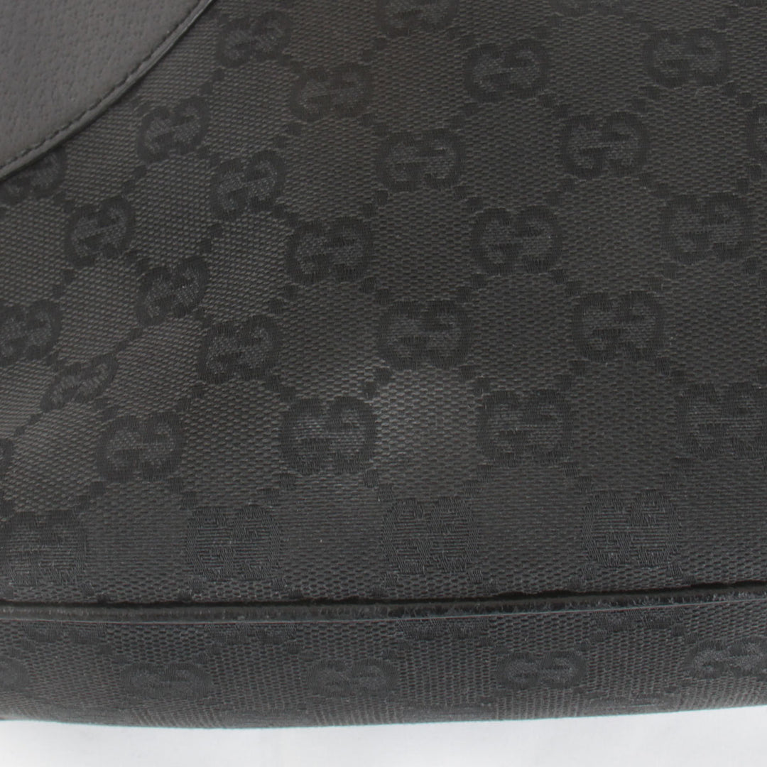 良品『USED』 
GUCCI グッチ 
 113015/001013 ハンドバッグ 
GGキャンバス ブラック