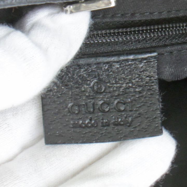 良品『USED』 
GUCCI グッチ 
 113015/001013 ハンドバッグ 
GGキャンバス ブラック