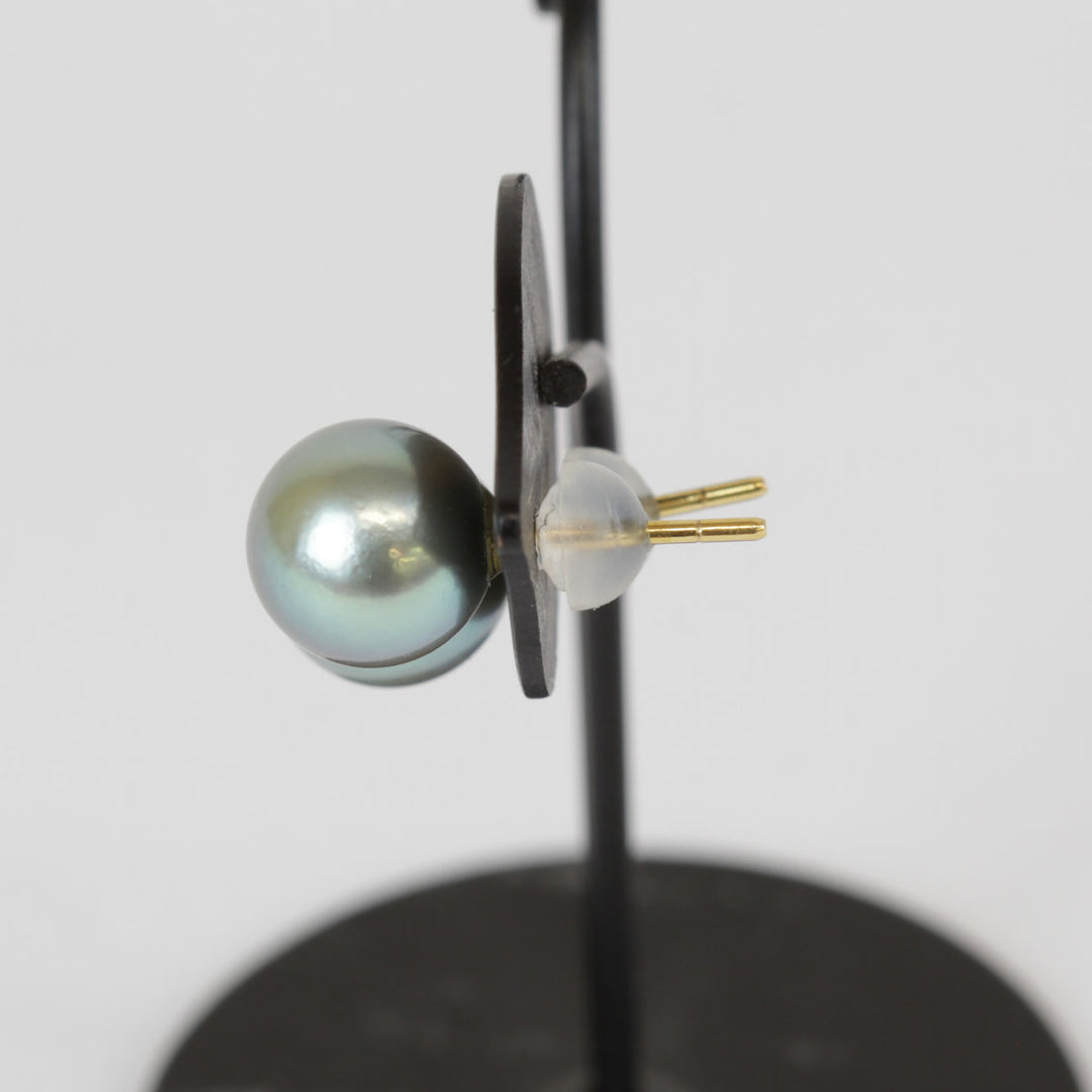 美品『USED』 K18ゴールド/パール  
ピアス
 2.8g