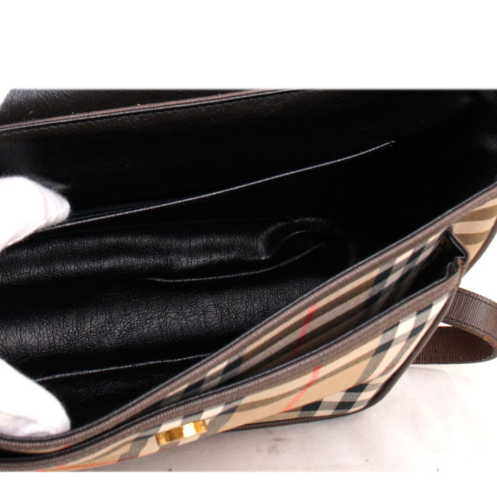 『USED』 
BURBERRY バーバリー 
 ショルダーバッグ 
レザー ブラウン