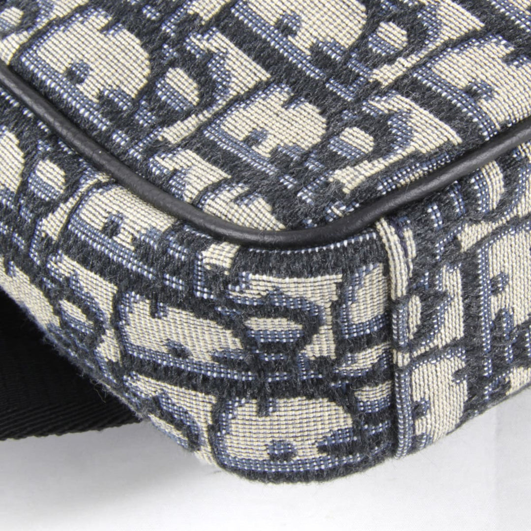 美品『USED』 
Christian Dior クリスチャンディオール 
 ボディバッグ 
 ネイビー