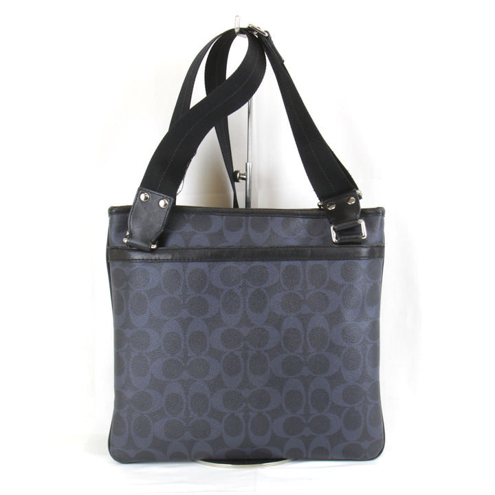 『USED』 
COACH コーチ 
 シグネチャー ナナメ掛け F70591 ショルダーバッグ 
キャンバス ネイビー