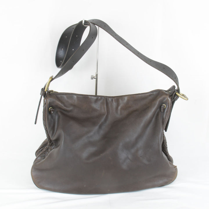 『USED』 
BOTTEGAVENETA ボッテガヴェネタ 
 イントレチャート ショルダーバッグ 
レザー ダークブラウン