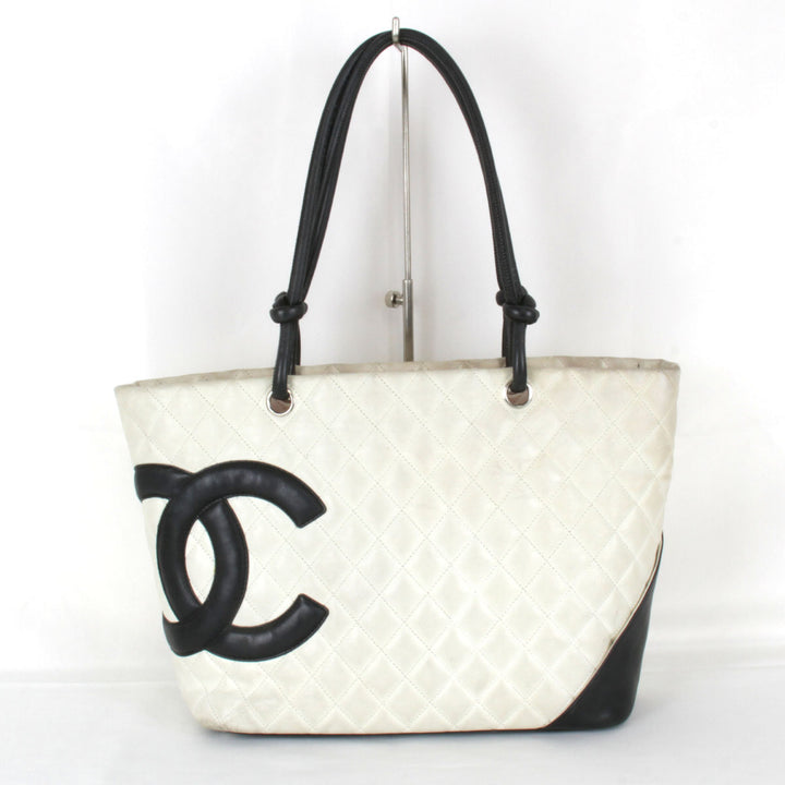 『USED』 
CHANEL シャネル 
 カンボンライン トートバッグ 
レザー ホワイト