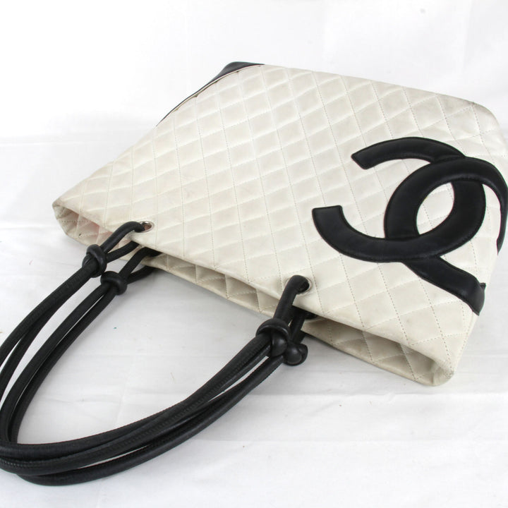 『USED』 
CHANEL シャネル 
 カンボンライン トートバッグ 
レザー ホワイト