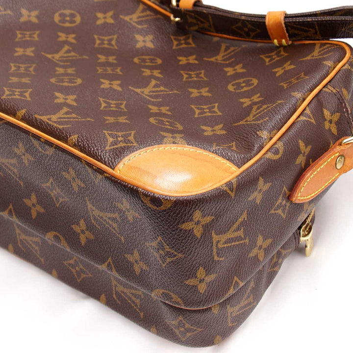 外観良好『USED/やや難あり』 
LOUIS VUITTON ルイ・ヴィトン 
 ナイル M45244 ショルダーバッグ 
モノグラムキャンバス モノグラム