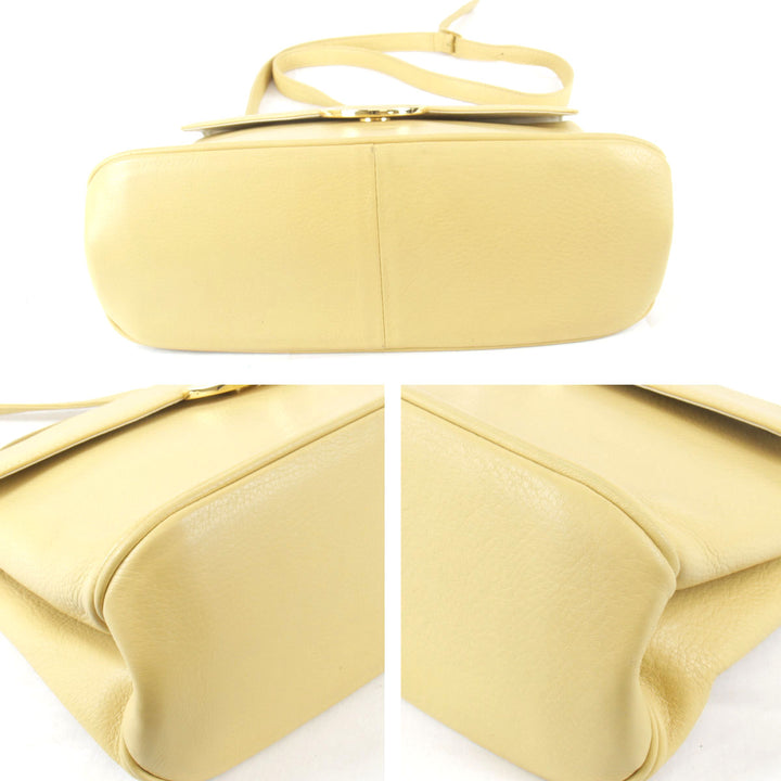 『USED』 
Pierre Cardin ピエールカルダン 
 ショルダーバッグ 
レザー サフランイエロー