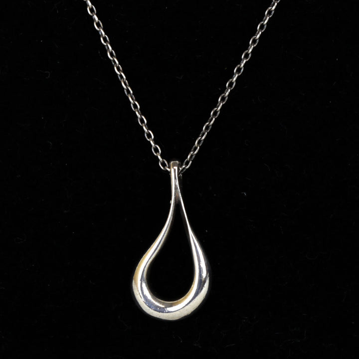 『USED』 シルバー925 
TIFFANY&Co.  オープンティアドロップ ネックレス
 2.8g