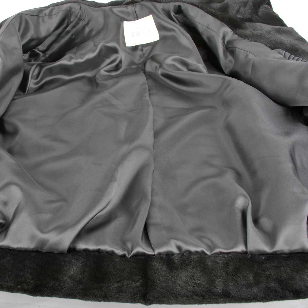 美品『USED』 
EMBA エンバ 
 ショートコート 毛皮 
シェアードミンク ブラック ジャケット ボーダー