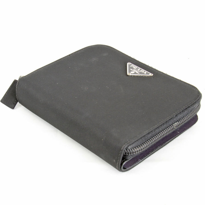 『USED』 
PRADA プラダ 
 二つ折り財布 
ナイロン/レザー  ブラック
