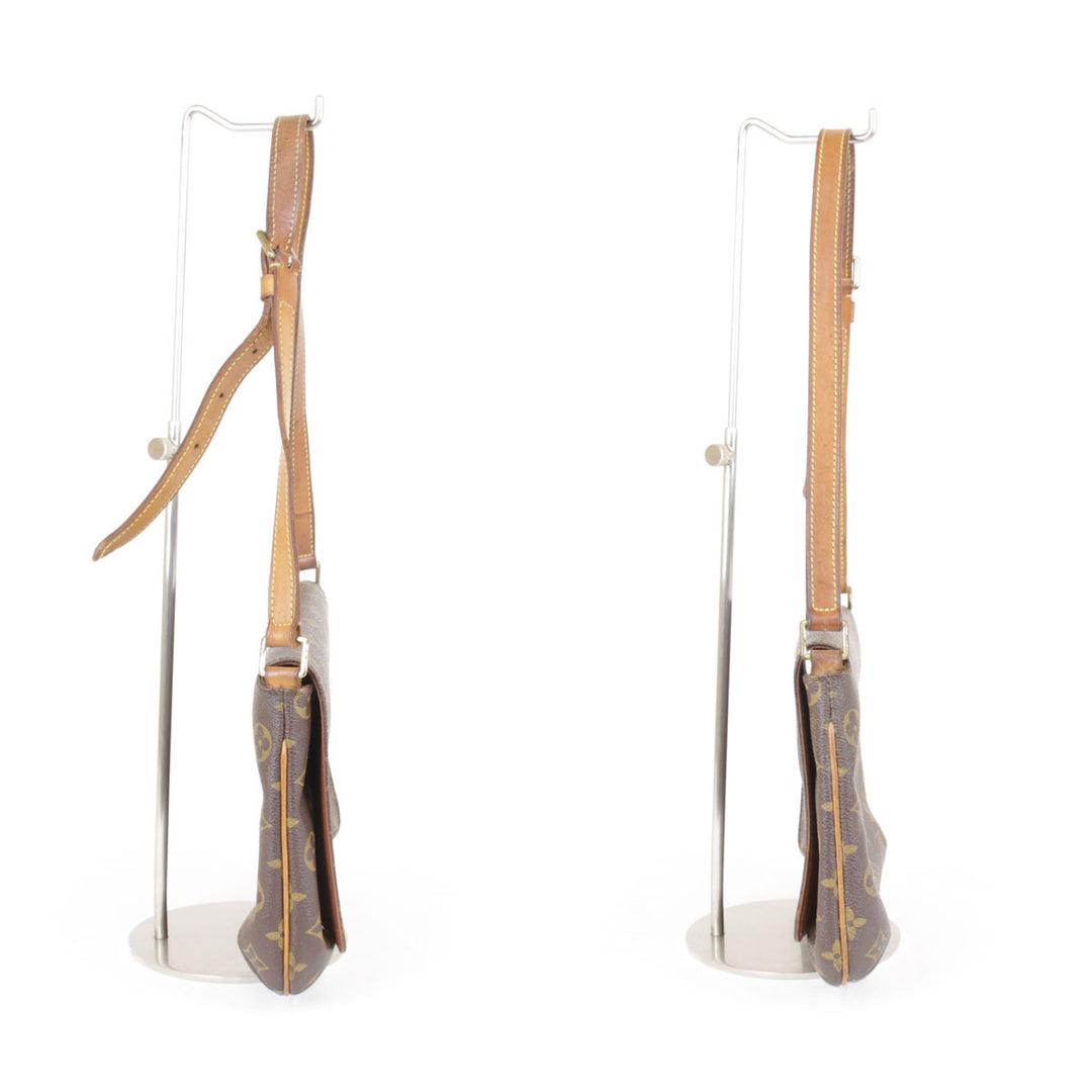 『USED』 
LOUIS VUITTON ルイ・ヴィトン 
 ミュゼットタンゴ ショート M51257 ショルダーバッグ 
モノグラムキャンバス モノグラム