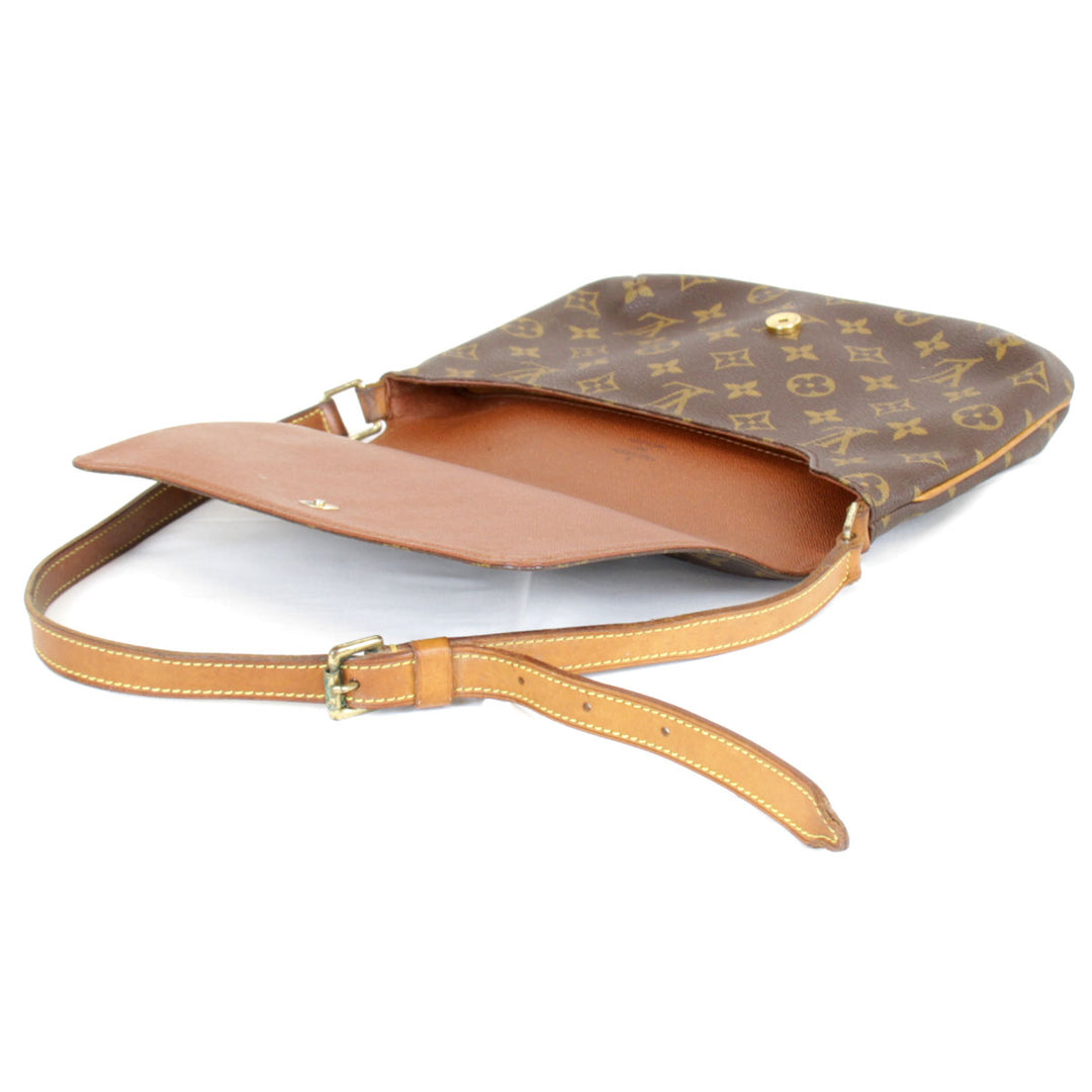 『USED』 
LOUIS VUITTON ルイ・ヴィトン 
 ミュゼットタンゴ ショート M51257 ショルダーバッグ 
モノグラムキャンバス モノグラム