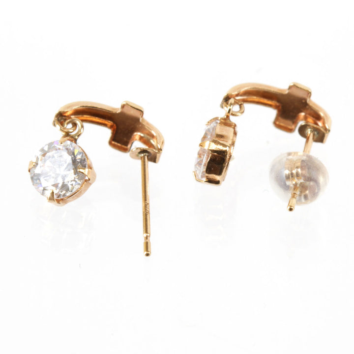 美品『USED』 K18 
ピアス
 0.9g