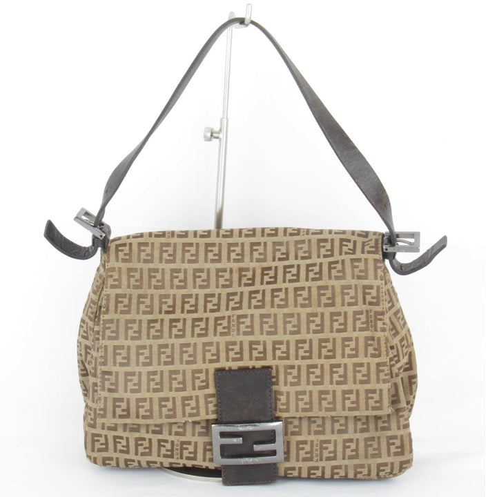 『USED』 
FENDI フェンディ 
 マンマバケット ズッカ柄 ショルダーバッグ 
キャンバス ベージュ