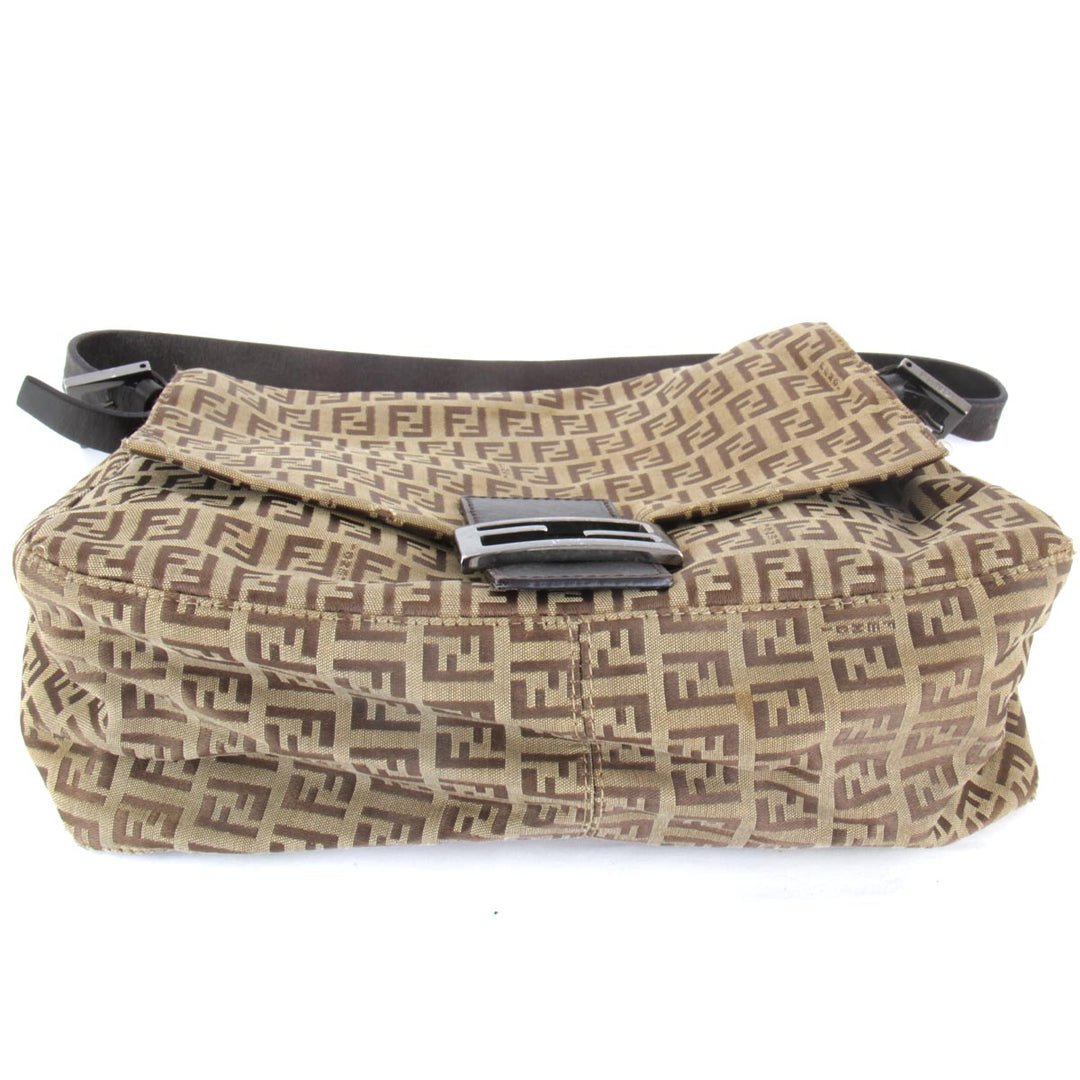 『USED』 
FENDI フェンディ 
 マンマバケット ズッカ柄 ショルダーバッグ 
キャンバス ベージュ