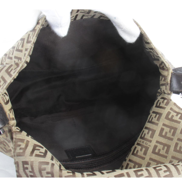 『USED』 
FENDI フェンディ 
 マンマバケット ズッカ柄 ショルダーバッグ 
キャンバス ベージュ