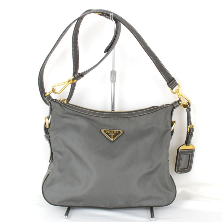 『USED』 
PRADA プラダ 
 ショルダーバッグ 
ナイロン グレー