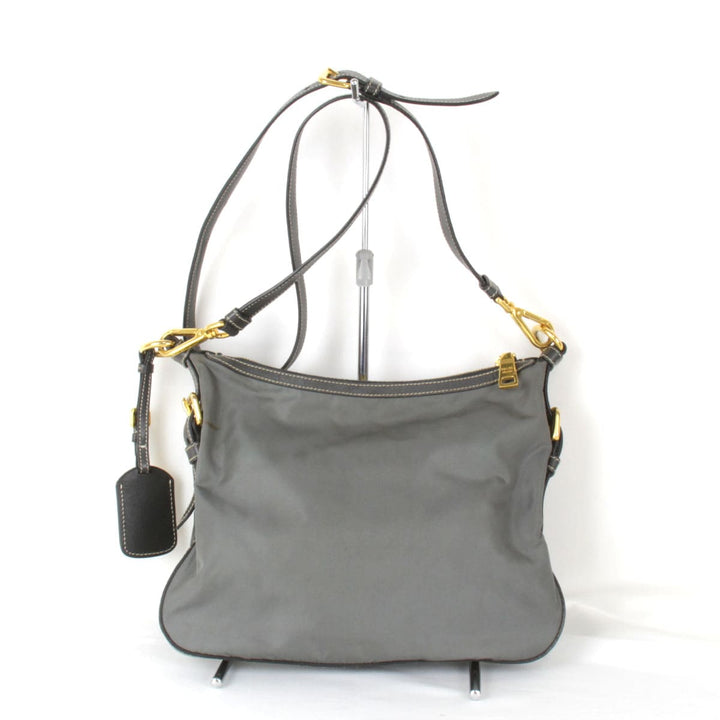 『USED』 
PRADA プラダ 
 ショルダーバッグ 
ナイロン グレー
