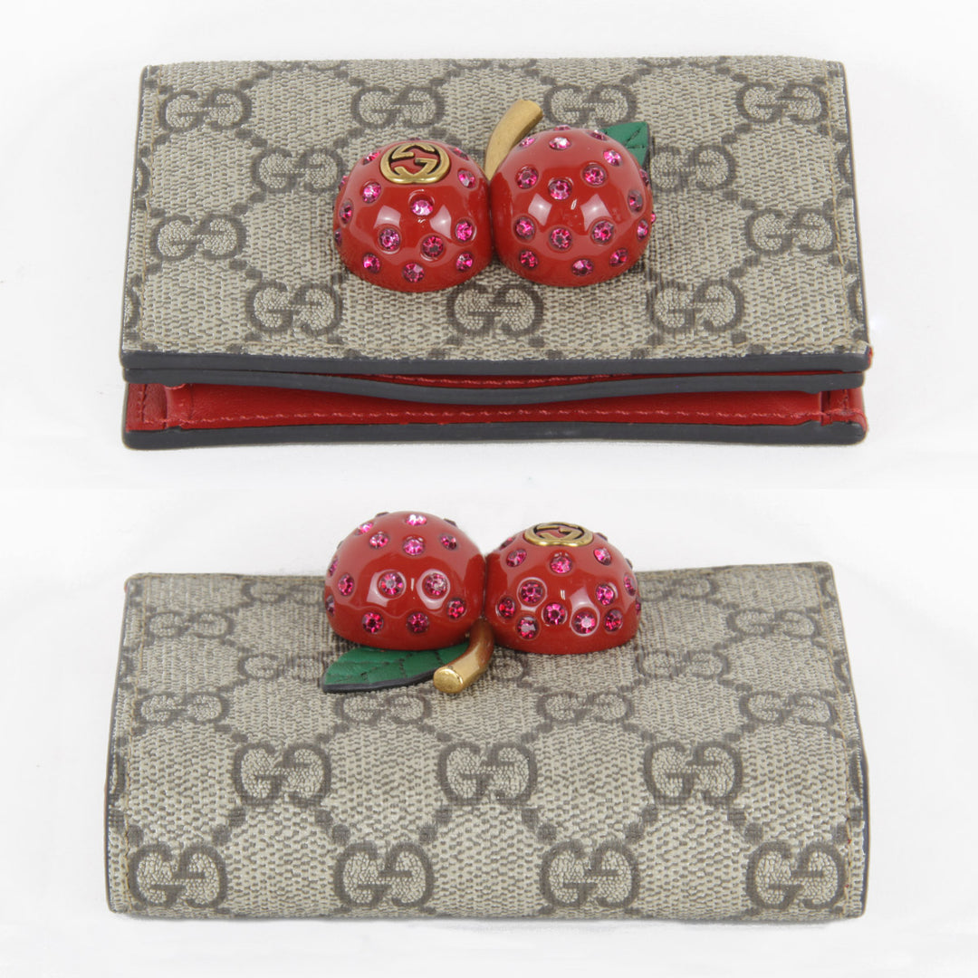 美品『USED』 
GUCCI グッチ 
 476050-8694 二つ折り財布 
GGスプリームキャンバス ベージュ