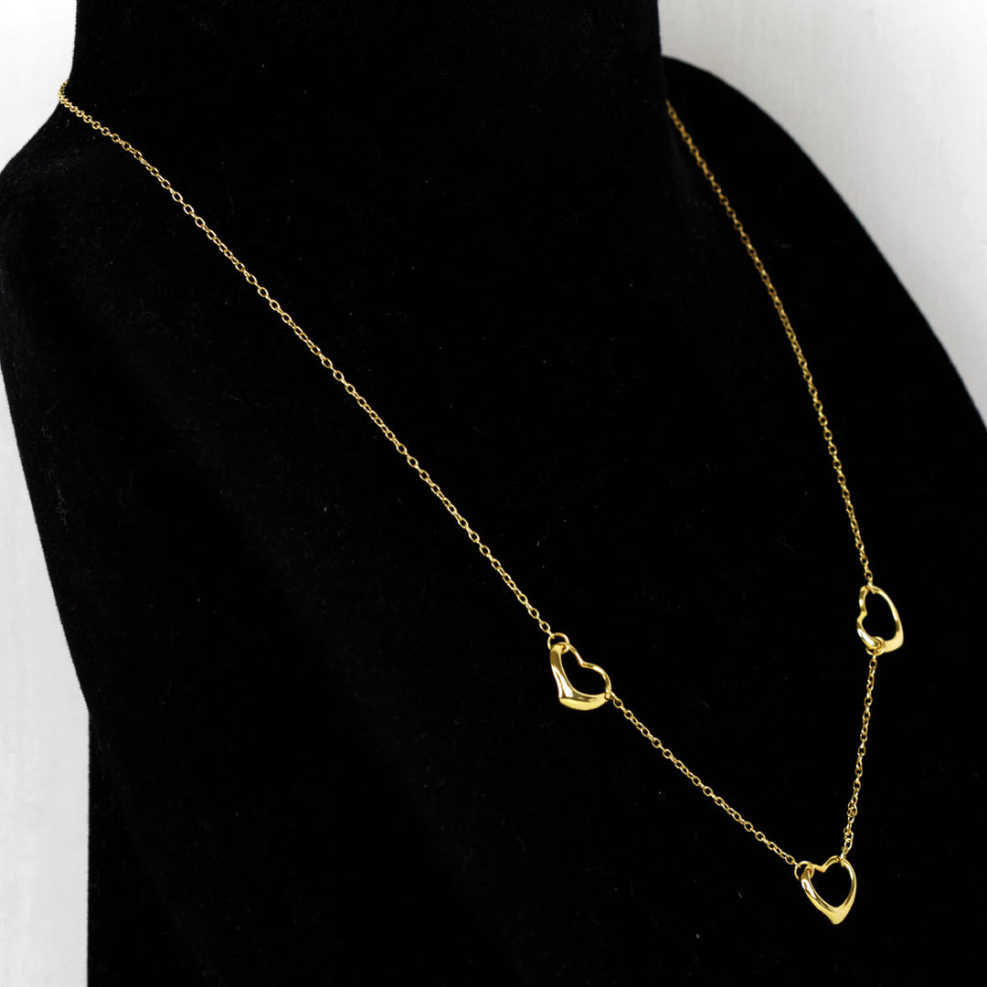 美品『USED』 K18 
TIFFANY&Co.  エルサ・ペレッティ オープンハート 3連 ネックレス
 2.7g