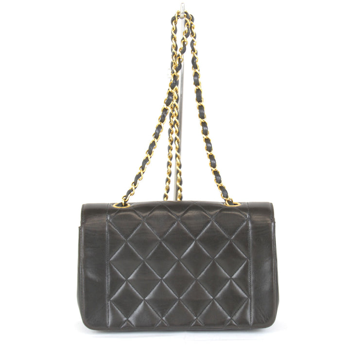 『USED』 
CHANEL シャネル 
 ダイアナマトラッセ チェーンショルダー ショルダーバッグ 
ラムスキン ブラック