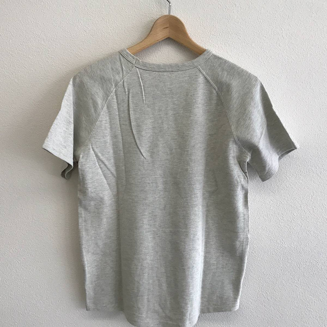 『USED』 
 
 go slow caravan ゴースローキャラバン DJクマ 鹿の子 サイズ1 半袖Ｔシャツ 
コットン グレー系