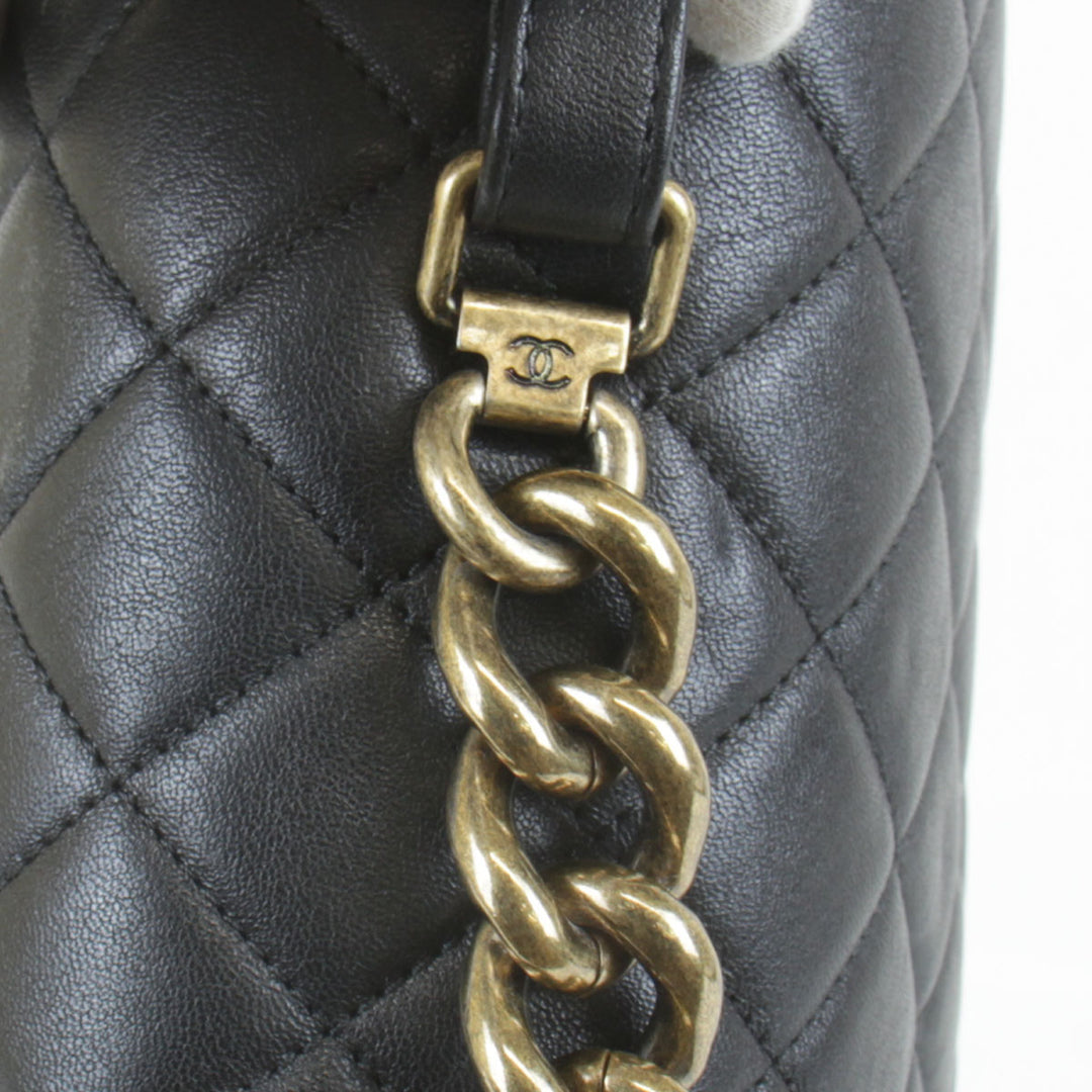 美品『USED』 
CHANEL シャネル 
 2wayショルダーバッグ ショルダーバッグ 
レザー