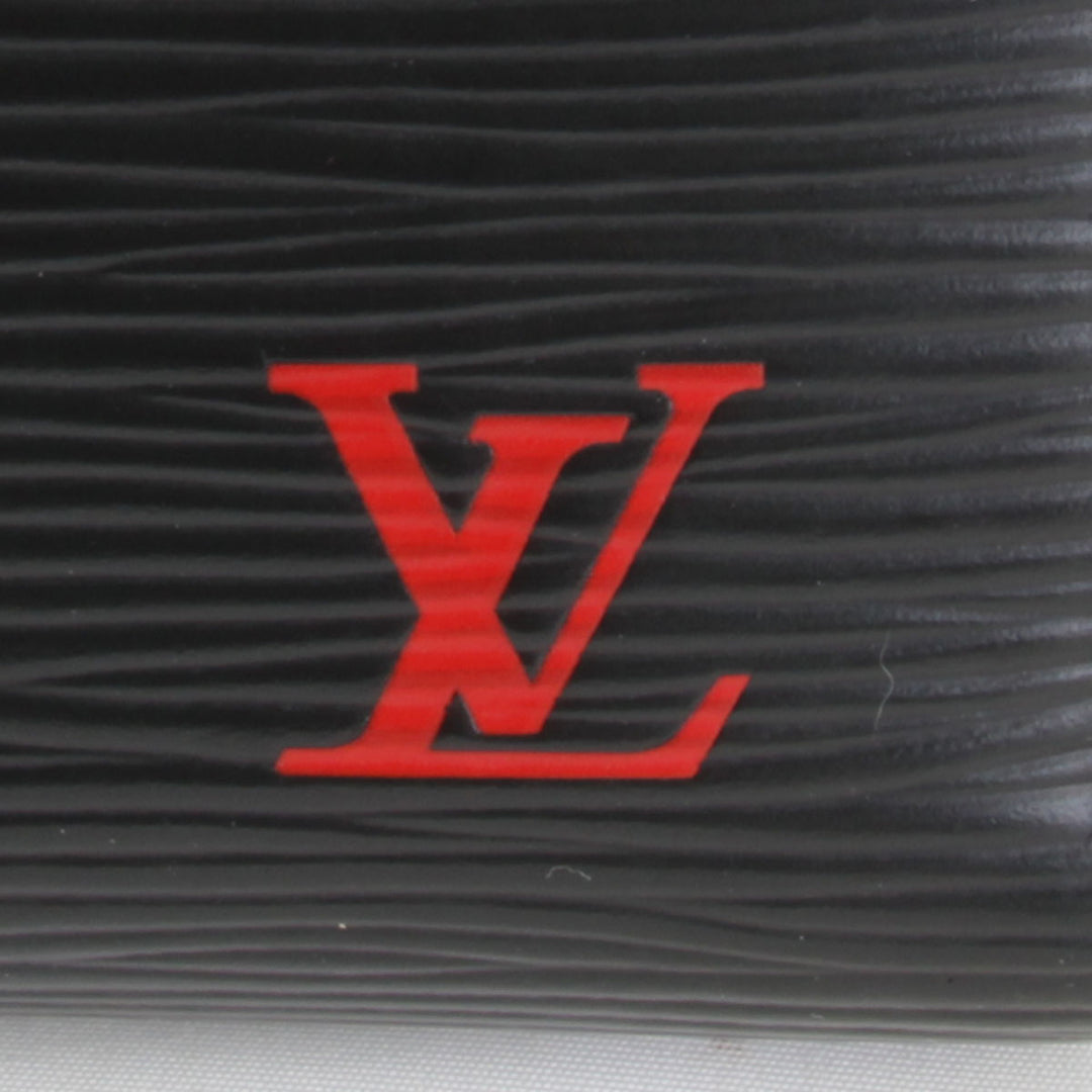 美品『USED』 
LOUIS VUITTON ルイ・ヴィトン 
 エピ・ジッピーウォレット(2018製) M62983 長財布 
エピレザー ブラック/レッド/ホワイト