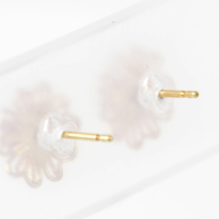 美品『USED』 K18 
 フラワー キャッチなし ピアス
 0.8g