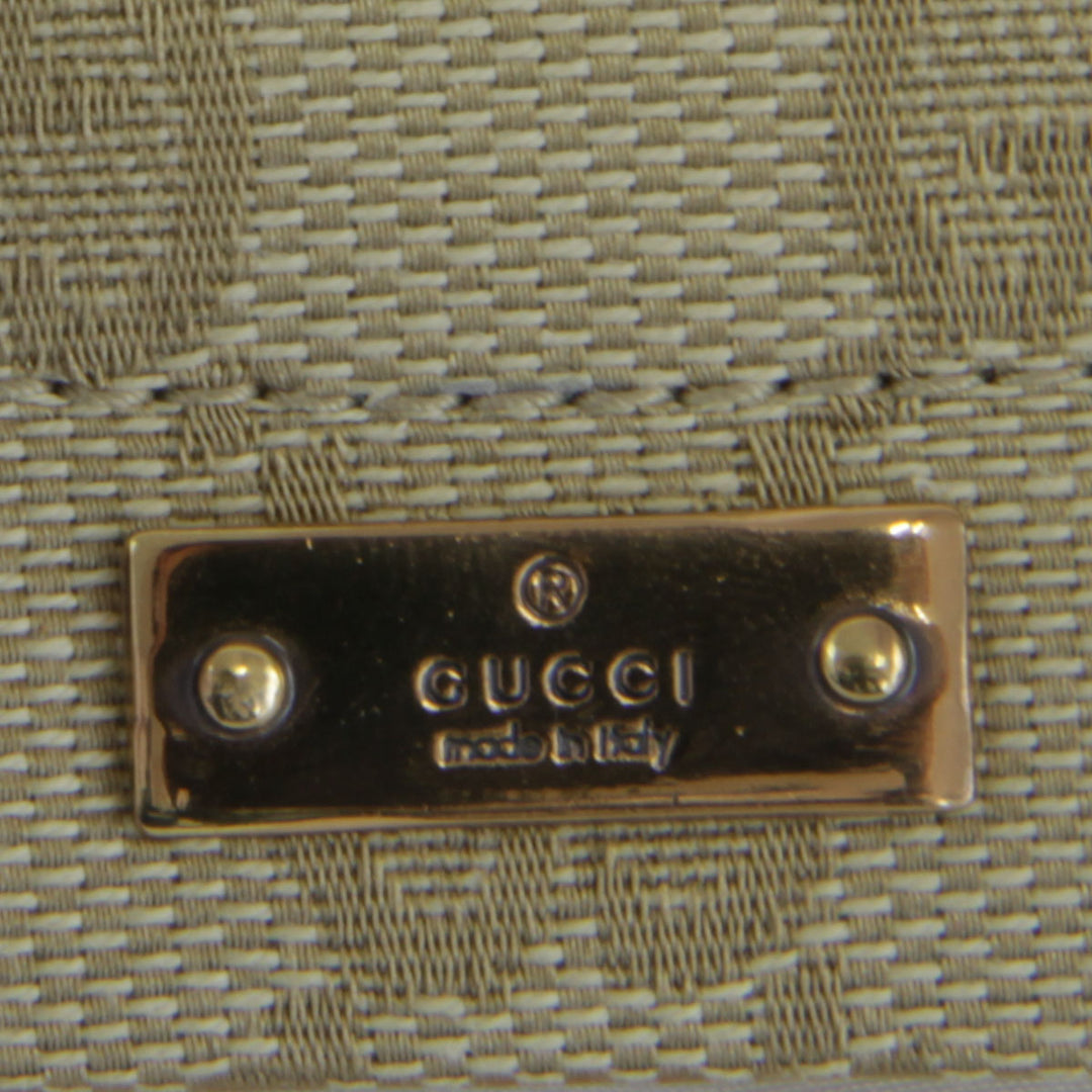 『USED』 
GUCCI グッチ 
 コンパクトミラー 90633.2067 手鏡・コンパクト 
GGキャンバス ベージュ