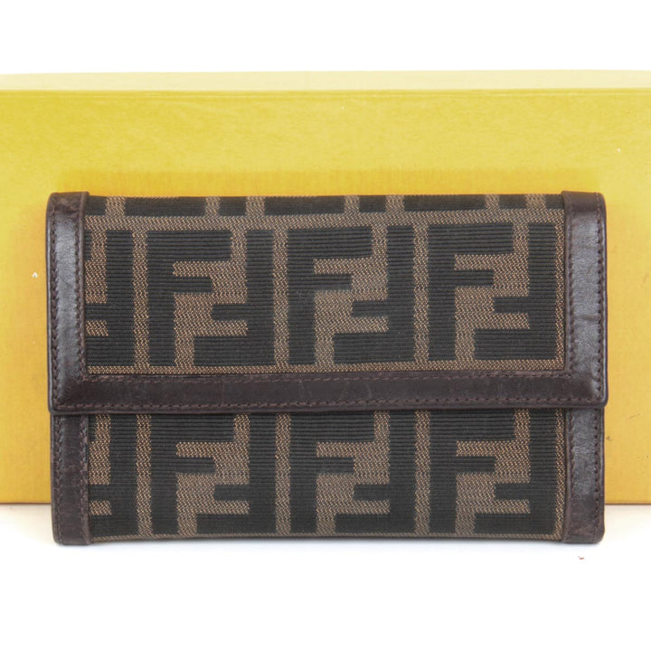 『USED』 
FENDI フェンディ 
 二つ折り財布 
キャンバス ズッカ柄
