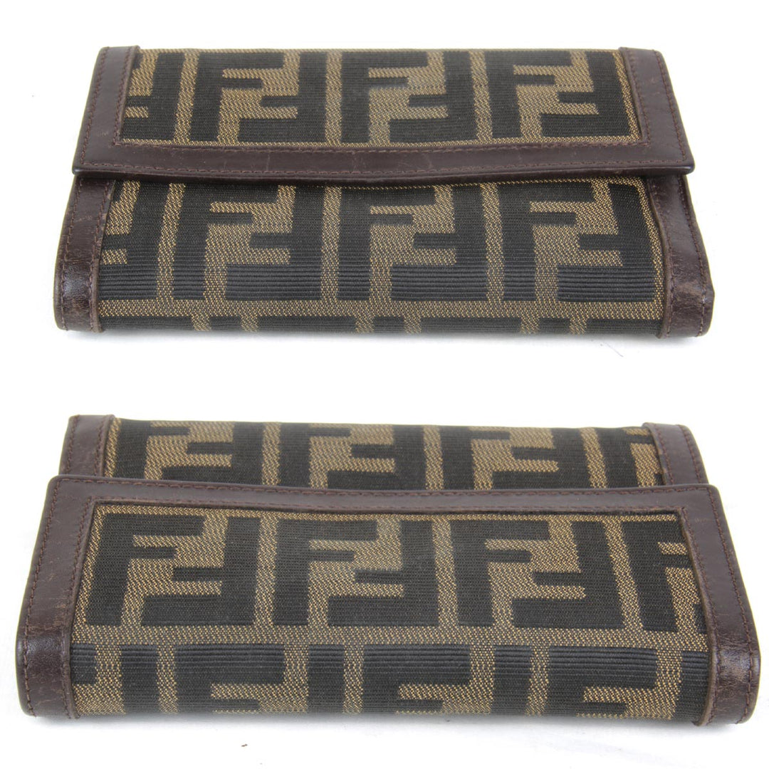 『USED』 
FENDI フェンディ 
 二つ折り財布 
キャンバス ズッカ柄