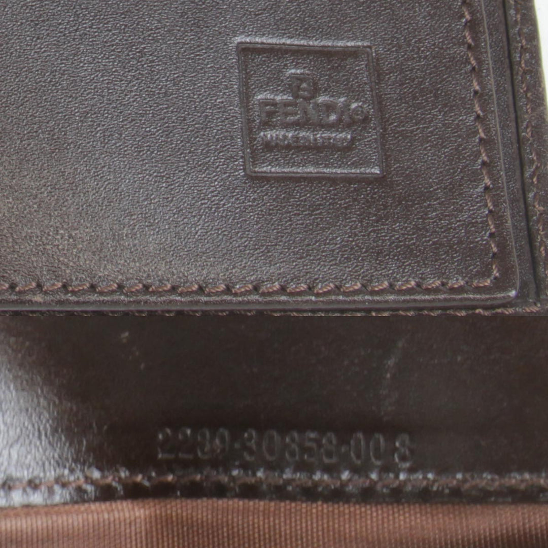 『USED』 
FENDI フェンディ 
 二つ折り財布 
キャンバス ズッカ柄