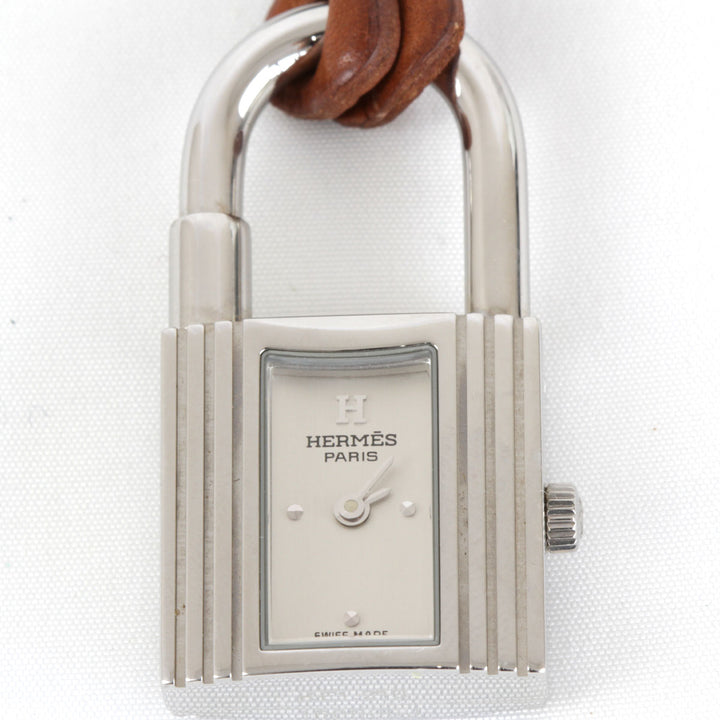 良品『USED』 
HERMES エルメス 
 ケリーウォッチ クロシェット KE1.210 チャーム 
レザー ブラウン×シルバー