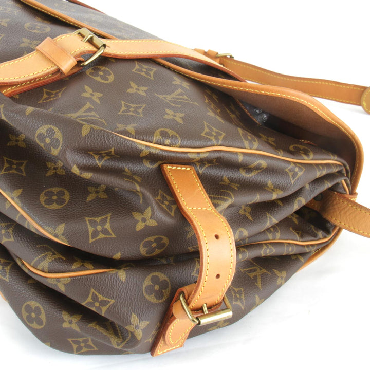 美品『USED』 
LOUIS VUITTON ルイ・ヴィトン 
 ソミュール43 M42252 ショルダーバッグ 
モノグラムキャンバス モノグラム