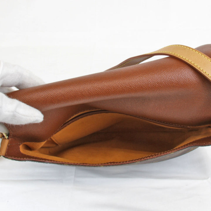美品『USED』 
LOUIS VUITTON ルイ・ヴィトン 
 ミュゼットタンゴ M51257 ショルダーバッグ 
モノグラムキャンバス モノグラム