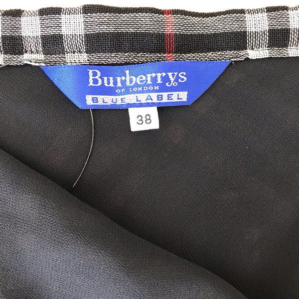 『USED』 
BURBERRY BLUE LABEL バーバリーブルーレーベル 
 チェック柄　スカート スカート 
ポリエステル ブラック系