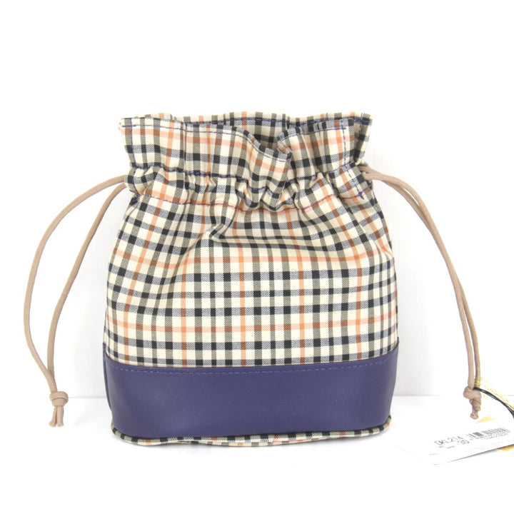 美品『USED』 
DAKS ダックス 
 巾着 ポーチ 
キャンバス ネイビー