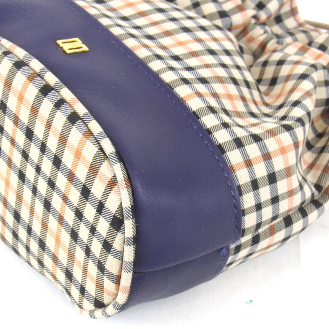 美品『USED』 
DAKS ダックス 
 巾着 ポーチ 
キャンバス ネイビー