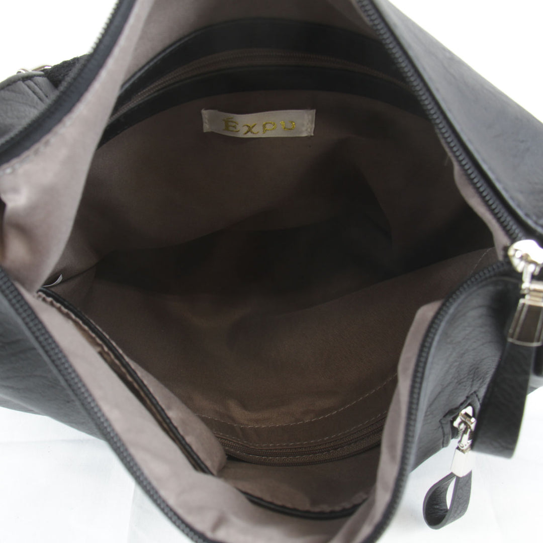 美品『USED』Expu 
 
 ショルダーバッグ 
レザー ブラック