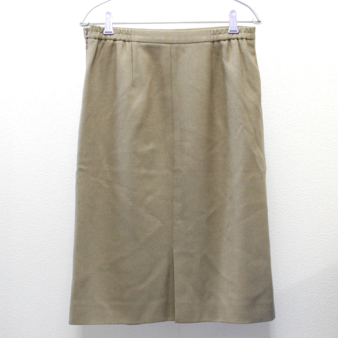良品『USED』 
Burberrys バーバリーズ 
 スーツ上下 セットアップ 
毛/シルク/キュプラ ベージュ