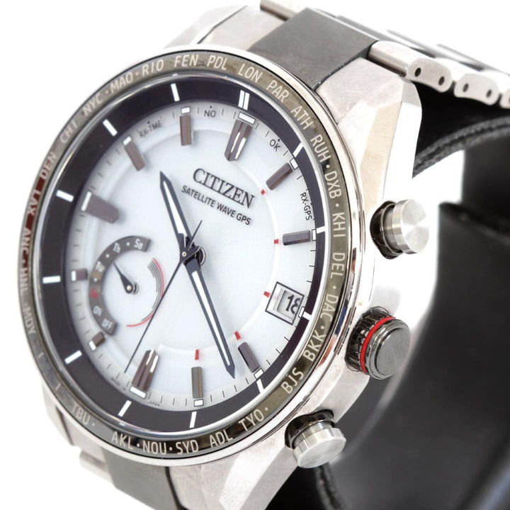 美品『USED』 
CITIZEN  アテッサ CC3085-51A 
腕時計
 レディース