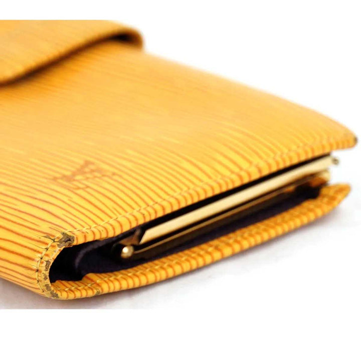『USED』 
LOUIS VUITTON ルイ・ヴィトン 
 コンチネンタル ヴィエノワ M63259 長財布 
エピレザー イエロー