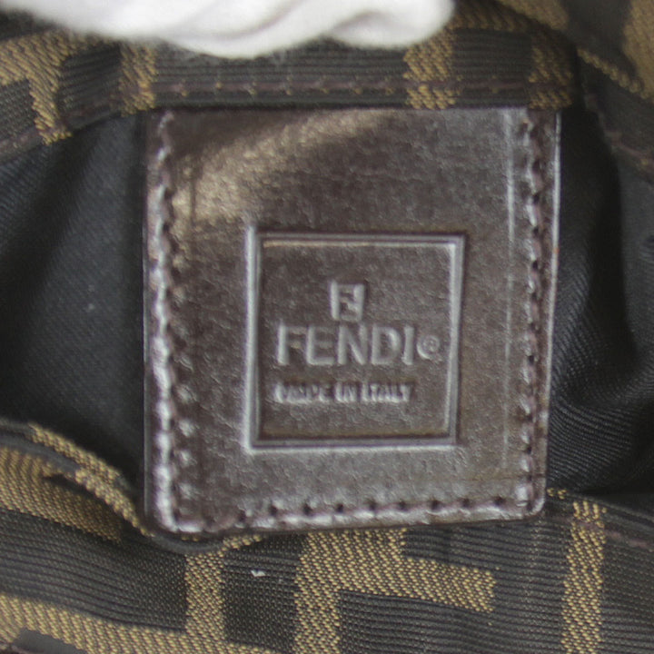 『USED』 
FENDI フェンディ 
 ズッカ ショルダーポシェット 06-17 16071 ポシェット 
キャンバス ズッカ柄
