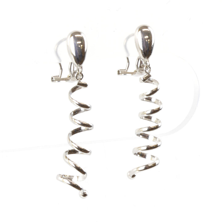 美品『USED』 K14WG 
 ばね形 イヤリング
 1.9g