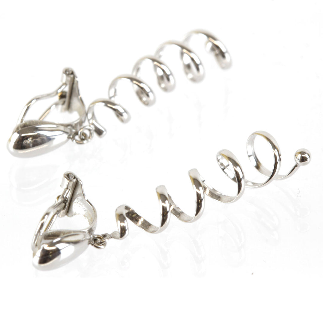 美品『USED』 K14WG 
 ばね形 イヤリング
 1.9g