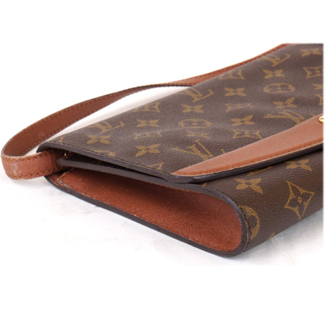 LOUIS VUITTON ルイ・ヴィトン 
 ボルドー24 M51798 ショルダーバッグ 
モノグラムキャンバス モノグラム