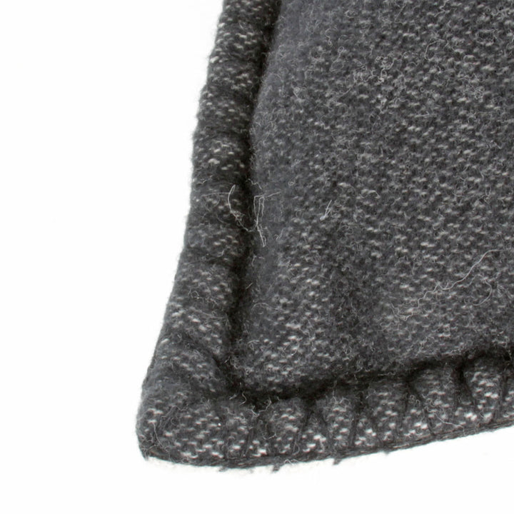 良品『USED』 
CHANEL シャネル 
 クッションカバー インテリアその他 
ウール90%/カシミア10% ブラック×ホワイト