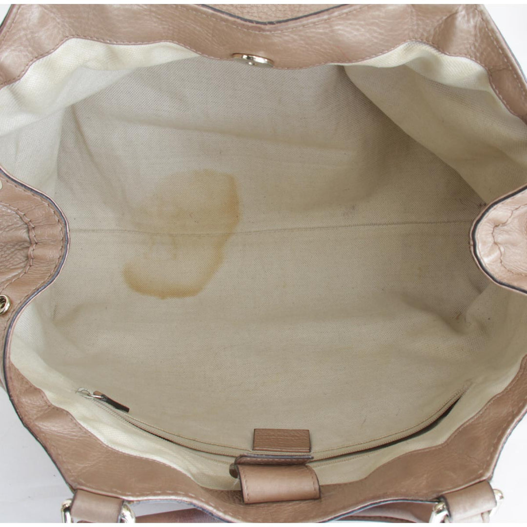 『USED』 
GUCCI グッチ 
 スーキー ハンドバッグ 
レザー