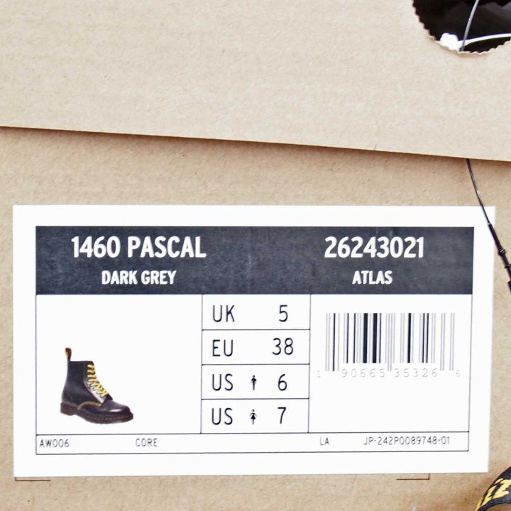 美品『未使用』 
Dr.Martens ドクターマーチン 
 PASCAL 8ホールブーツ 1460 ブーツ 
レザー ダークグレー
